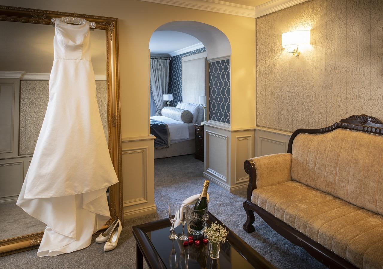 Kee'S Hotel Stranorlar Esterno foto